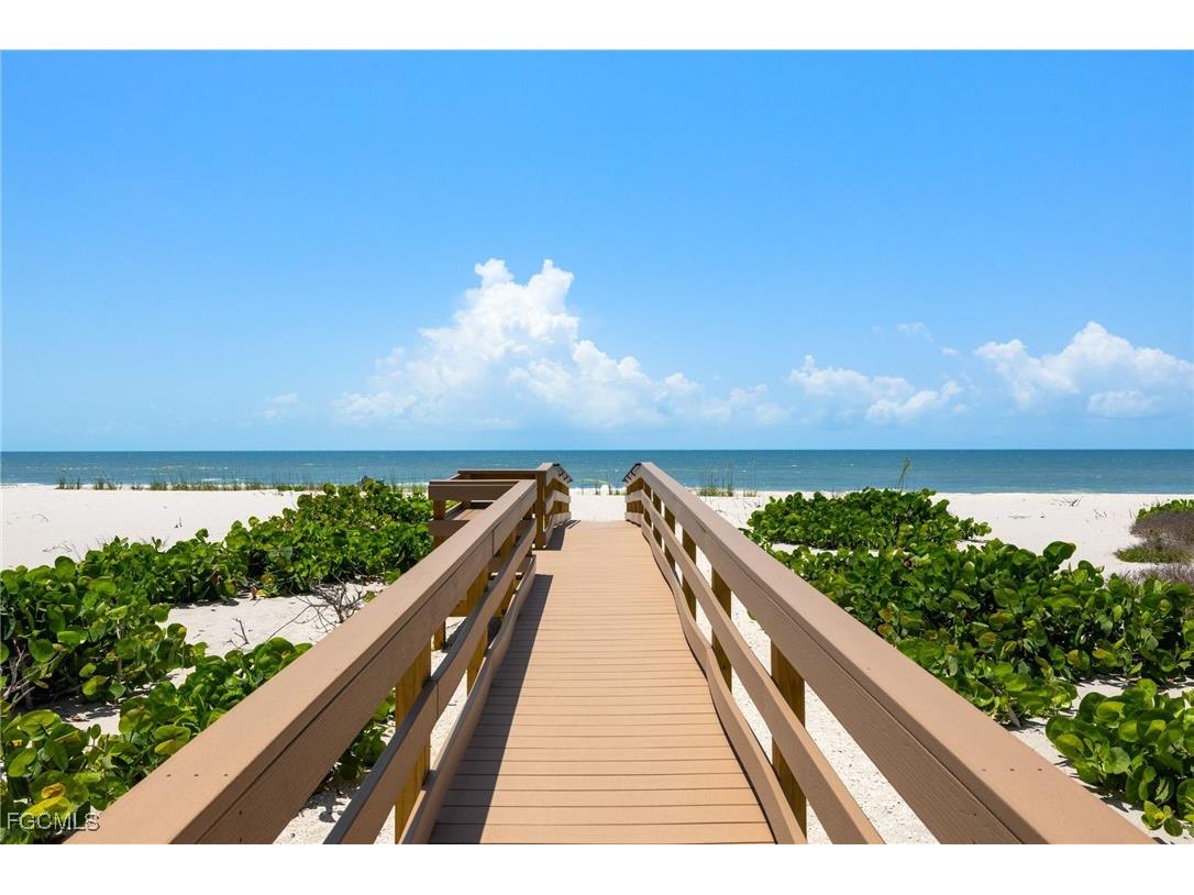 2915 W Gulf Drive #A201 Sanibel FL 33957 2025019104 image38