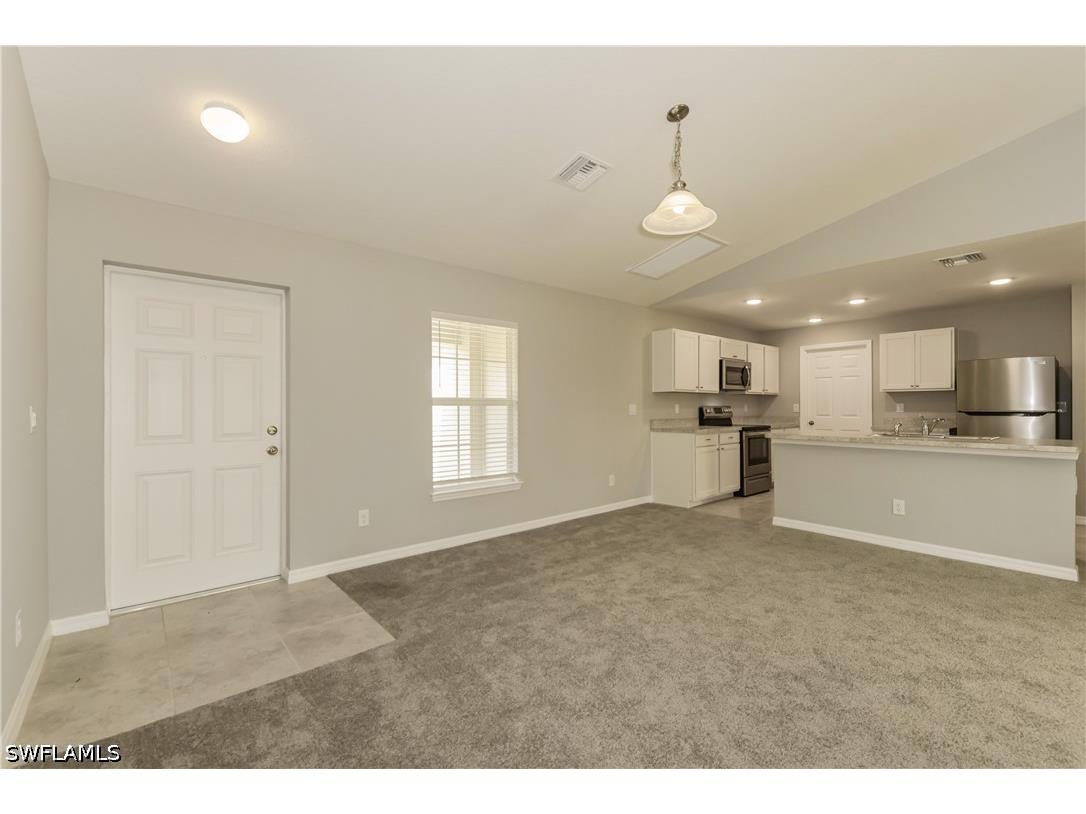 2916 42nd Street SW Lehigh Acres FL 33976 226018326 image2