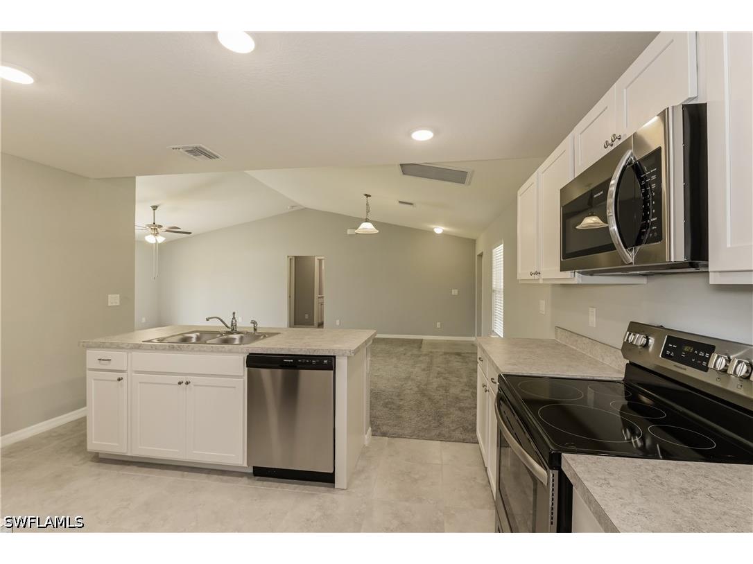 2916 42nd Street SW Lehigh Acres FL 33976 226018326 image8