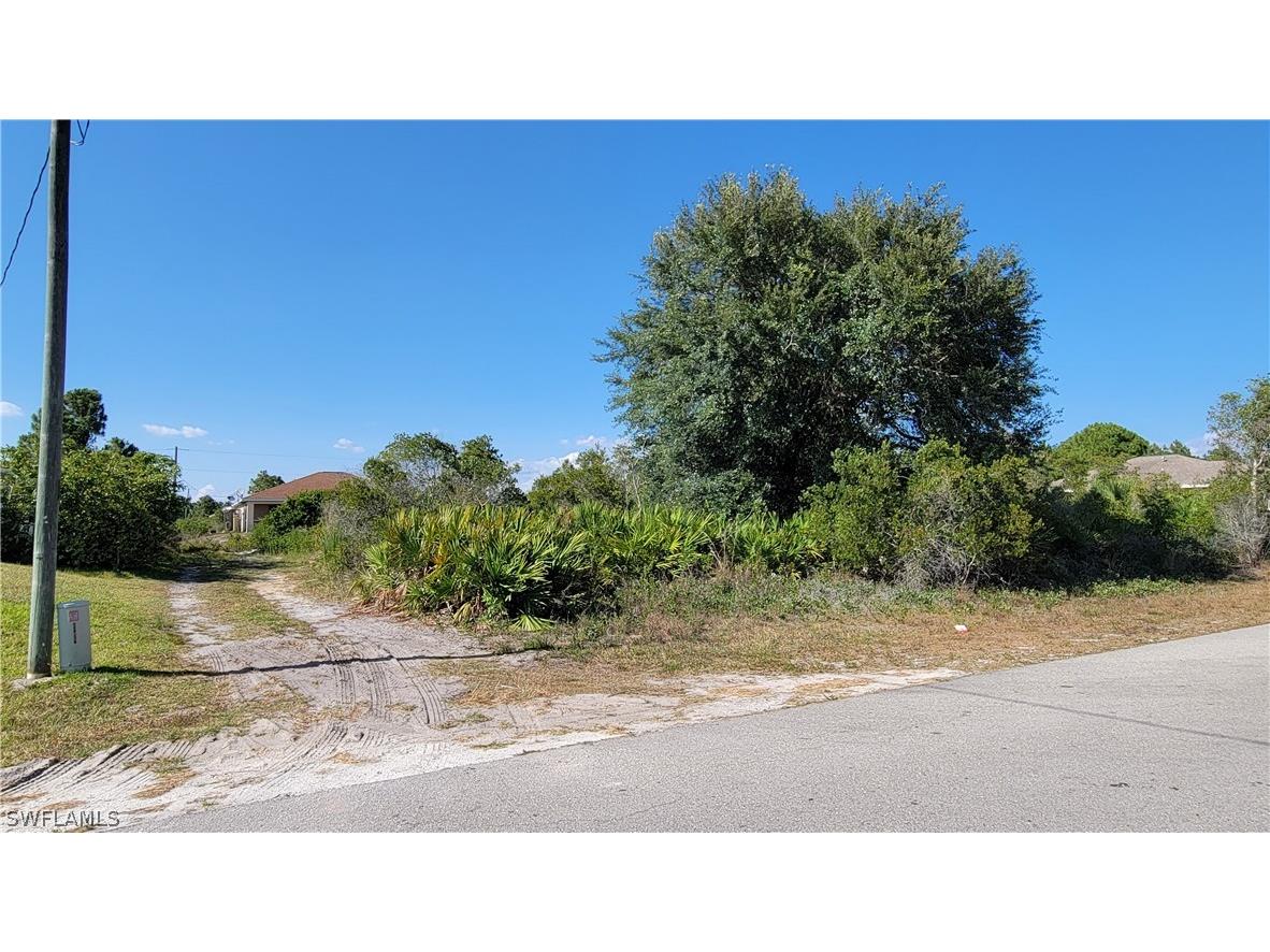 2916 42nd Street W Lehigh Acres FL 33971 221040470 image1