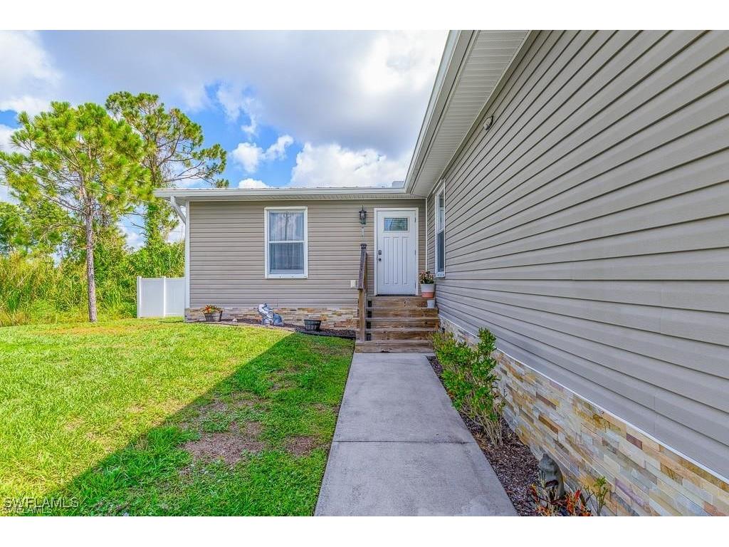 2916 9th Street SW Lehigh Acres FL 33976 225048158 image18