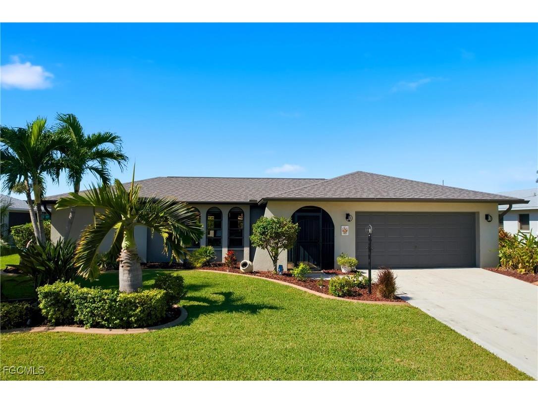 2916 SE 11th Avenue Cape Coral FL 33904 2025018561 image1