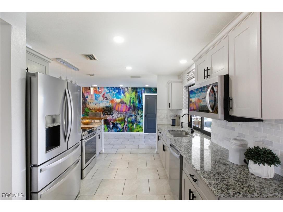 2916 SE 11th Avenue Cape Coral FL 33904 2025018561 image12