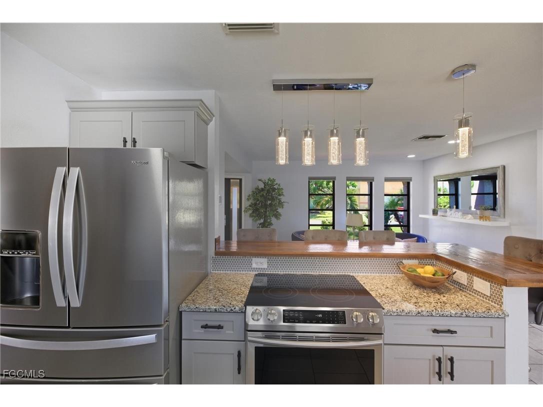 2916 SE 11th Avenue Cape Coral FL 33904 2025018561 image14