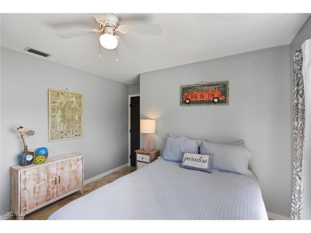 2916 SE 11th Avenue Cape Coral FL 33904 2025018561 image28