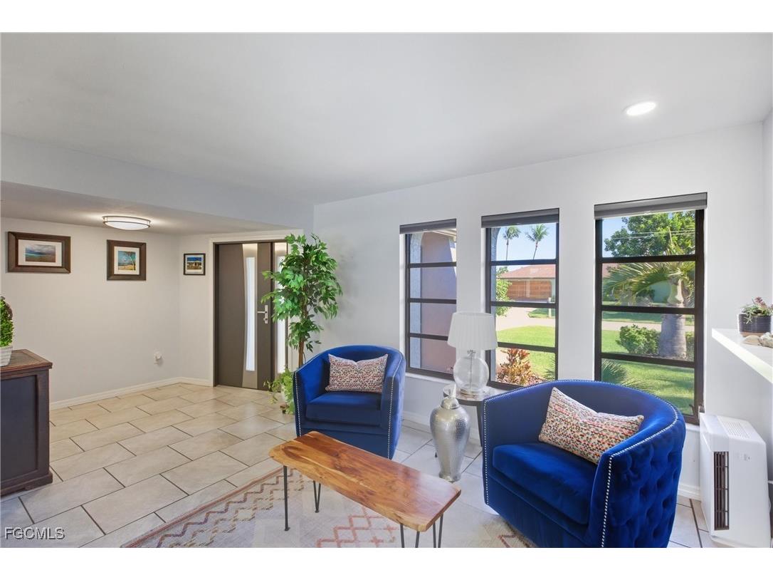 2916 SE 11th Avenue Cape Coral FL 33904 2025018561 image4