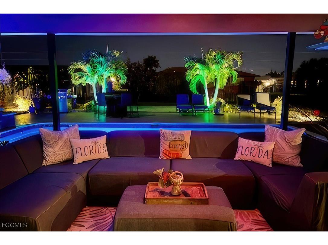 2916 SE 11th Avenue Cape Coral FL 33904 2025018561 image44