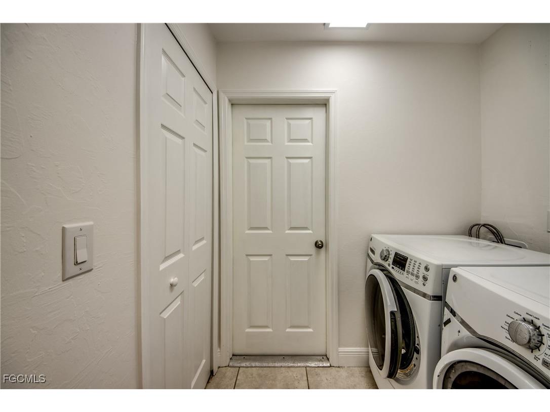 2916 SW 2nd Avenue Cape Coral FL 33914 2026002992 image14