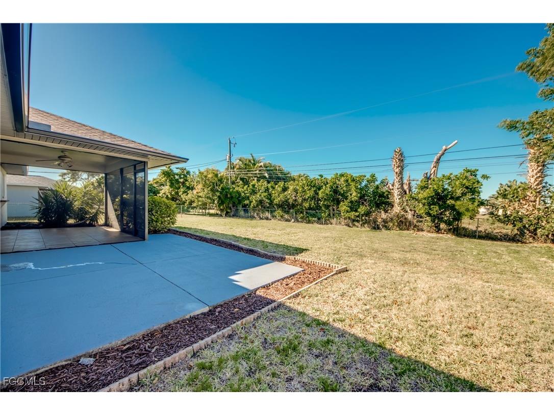 2916 SW 2nd Avenue Cape Coral FL 33914 2026002992 image26