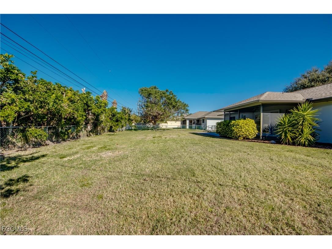 2916 SW 2nd Avenue Cape Coral FL 33914 2026002992 image27