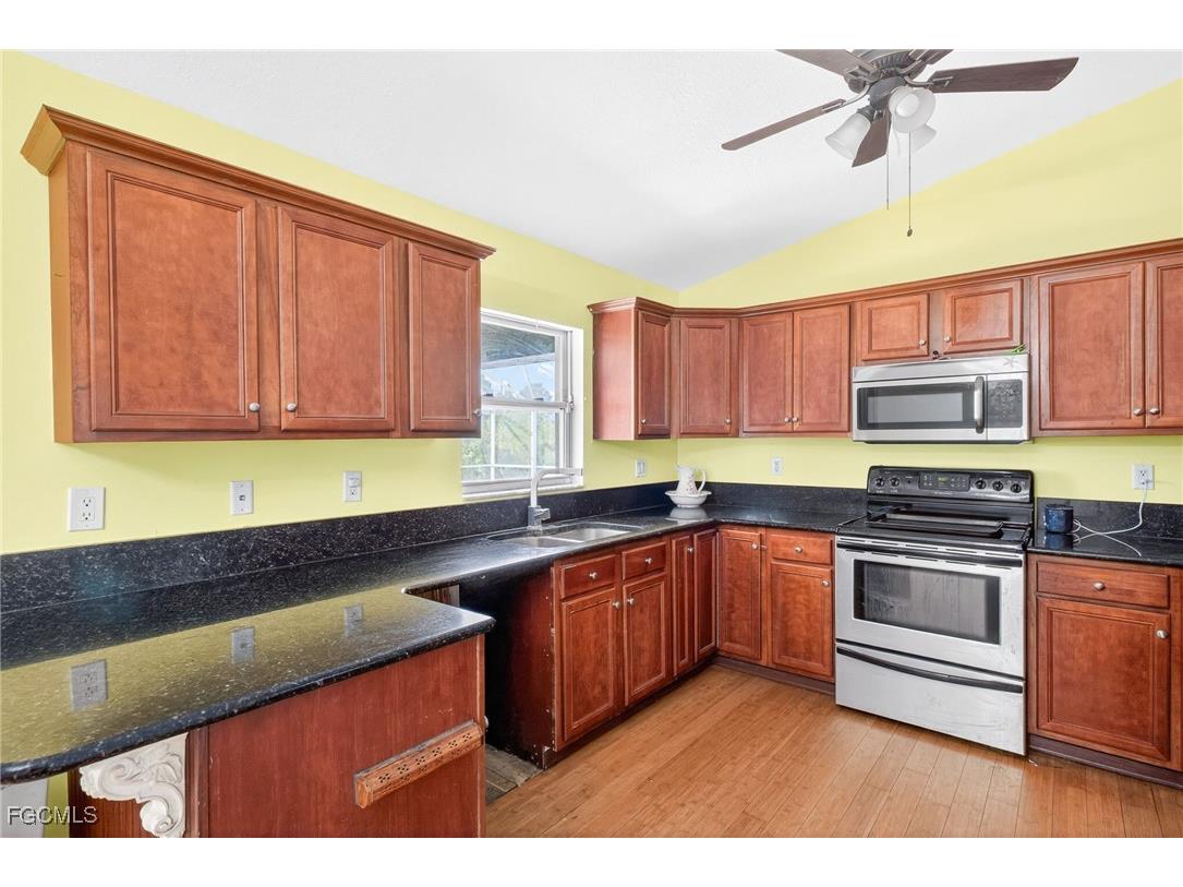 2917 48th Street W Lehigh Acres FL 33971 2026001740 image10