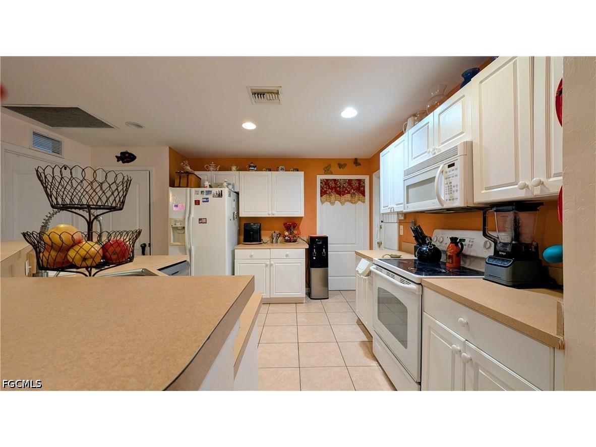 2918 44th Street W Lehigh Acres FL 33971 2026016024 image3