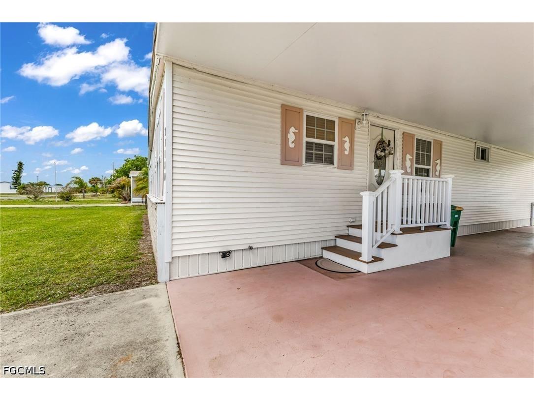 29180 Crawford Avenue Punta Gorda FL 33982 2026020599 image5