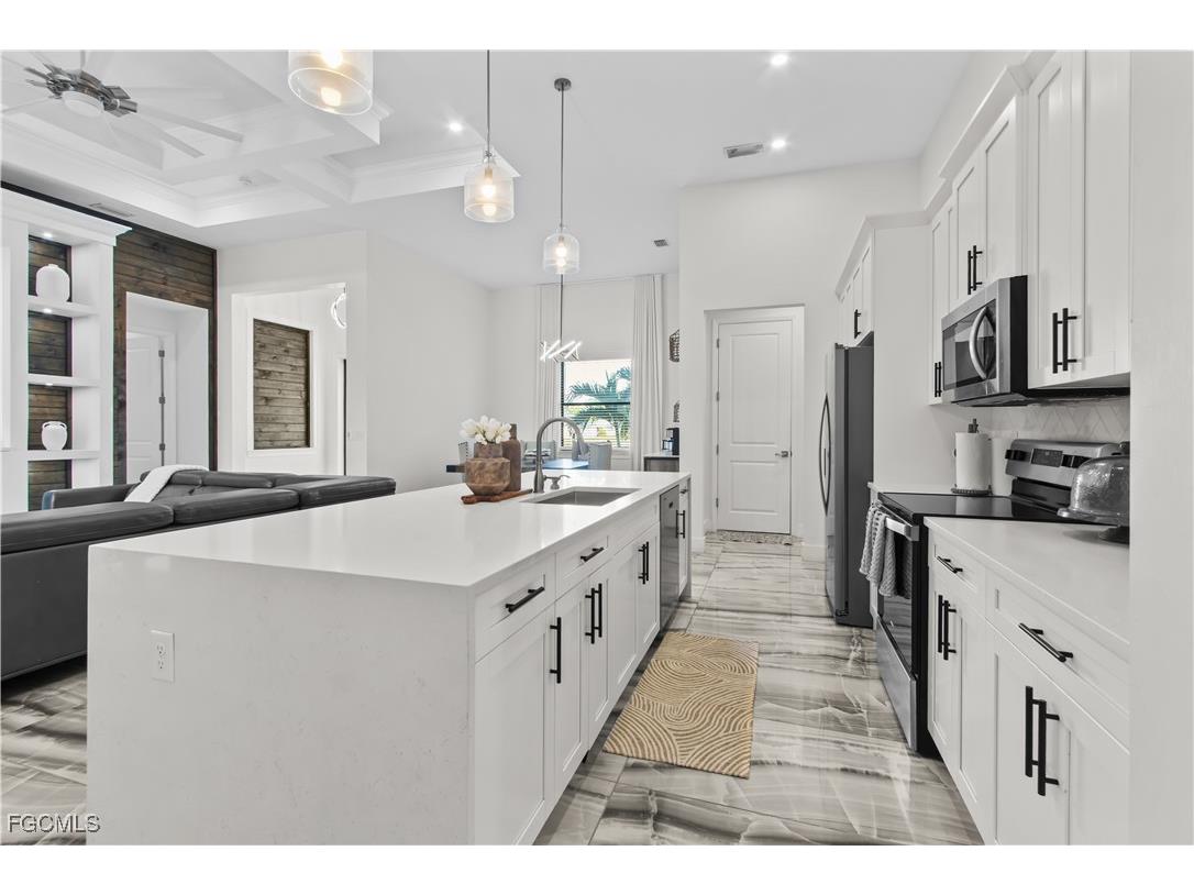 2919 8th Street W Lehigh Acres FL 33971 2025020257 image17