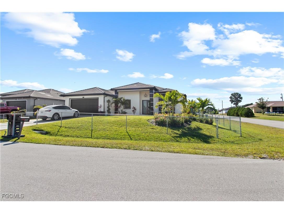 2919 8th Street W Lehigh Acres FL 33971 2025020257 image8