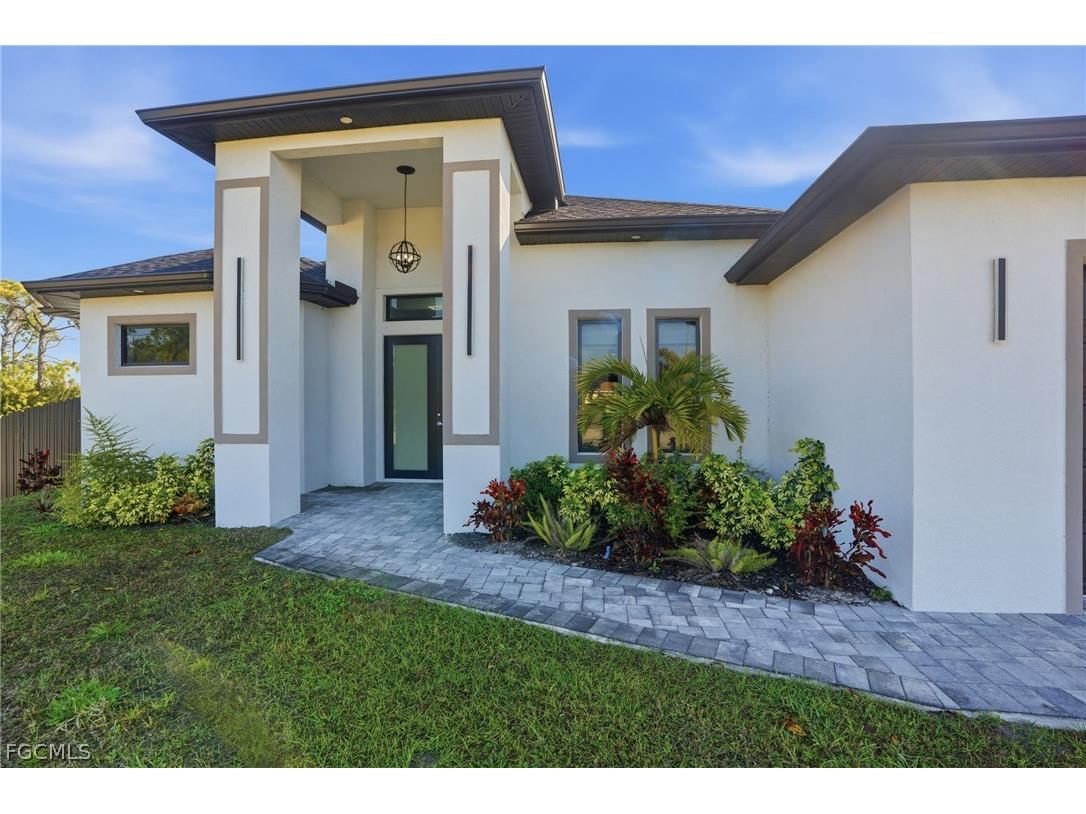 2919 El Dorado Boulevard N Cape Coral FL 33993 2026011021 image2