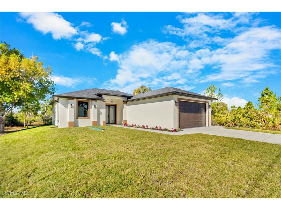 2919 Gene Avenue N Lehigh Acres FL 33971 226003159 image1