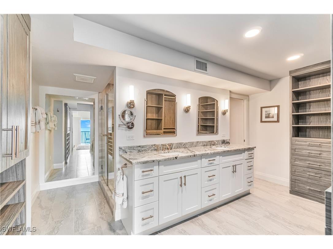2919 Gulf Shore Boulevard N #501 Naples FL 34103 225080468 image18