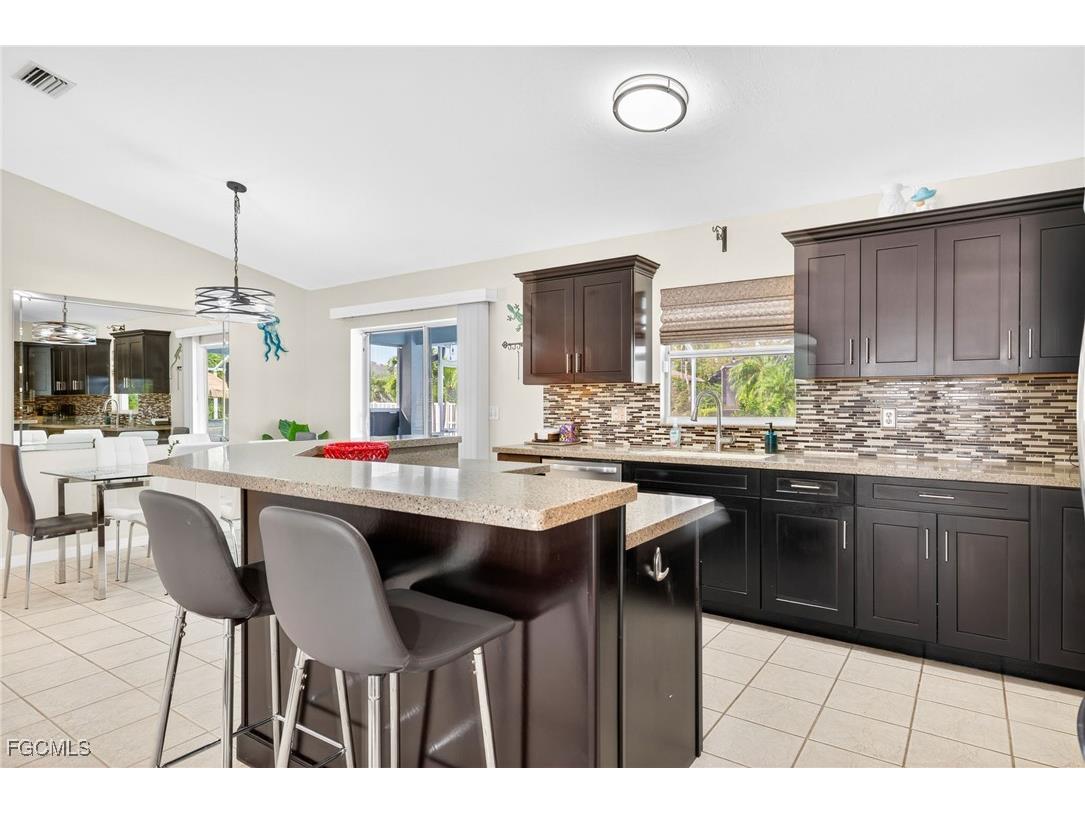 2919 SW 25th Street Cape Coral FL 33914 2025019221 image10