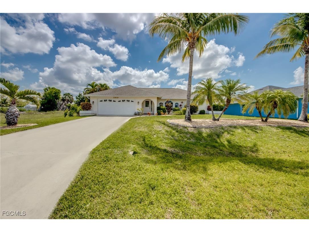 2919 SW 2nd Place Cape Coral FL 33914 2025023695 image1