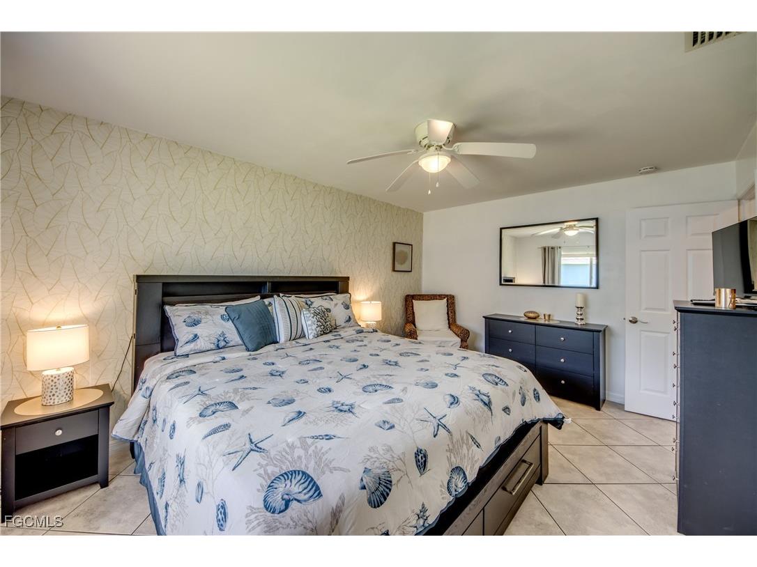 2919 SW 2nd Place Cape Coral FL 33914 2025023695 image21