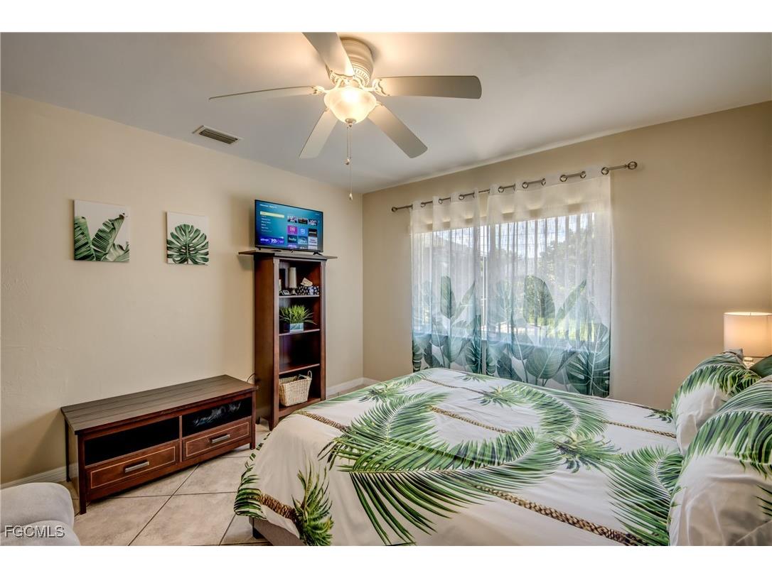 2919 SW 2nd Place Cape Coral FL 33914 2025023695 image27