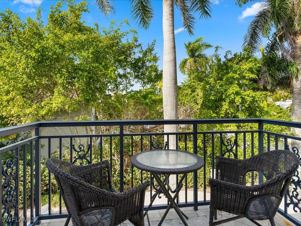 292 14th Avenue S #F Naples FL 34102 225081951 image30