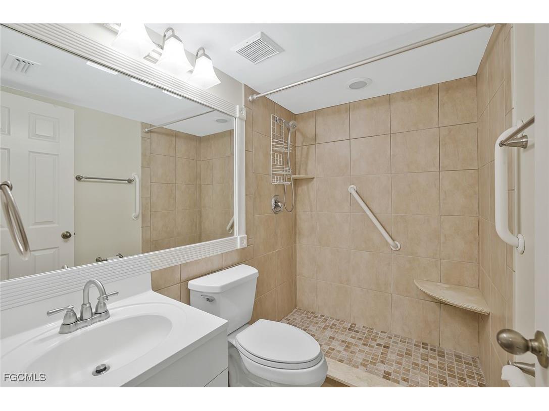 292 Belina Drive #1 Naples FL 34104 2025018494 image13