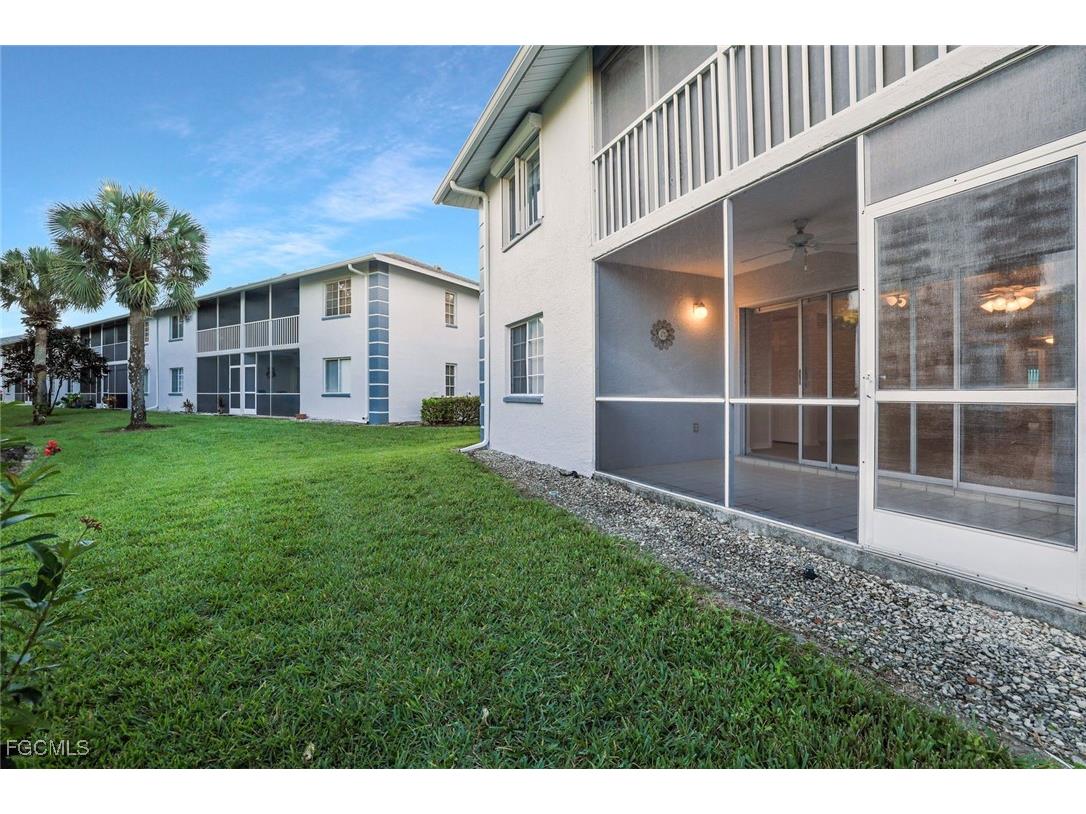 292 Belina Drive #1 Naples FL 34104 2025018494 image16