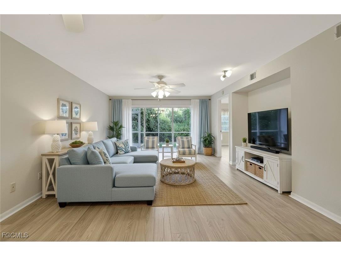 292 Belina Drive #1 Naples FL 34104 2025018494 image4