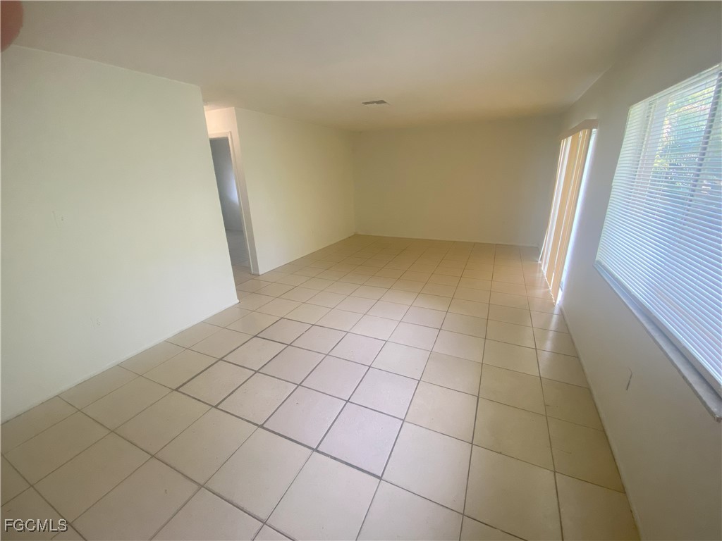 2920 Jackson Street Fort Myers FL 33901 2026004308 image3