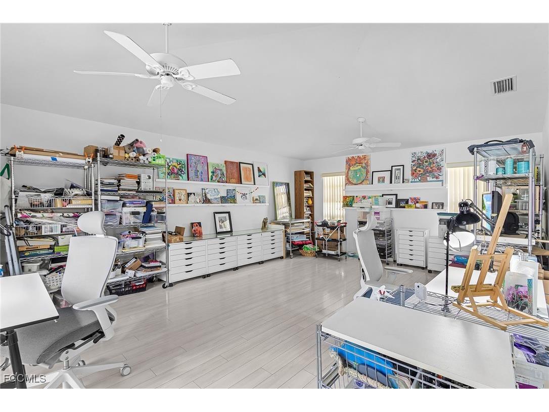 2920 SE 22nd Place Cape Coral FL 33904 2025009025 image23