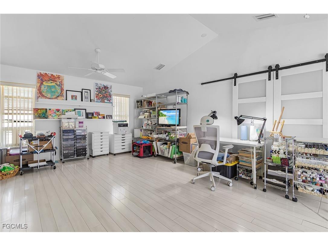 2920 SE 22nd Place Cape Coral FL 33904 2025009025 image24