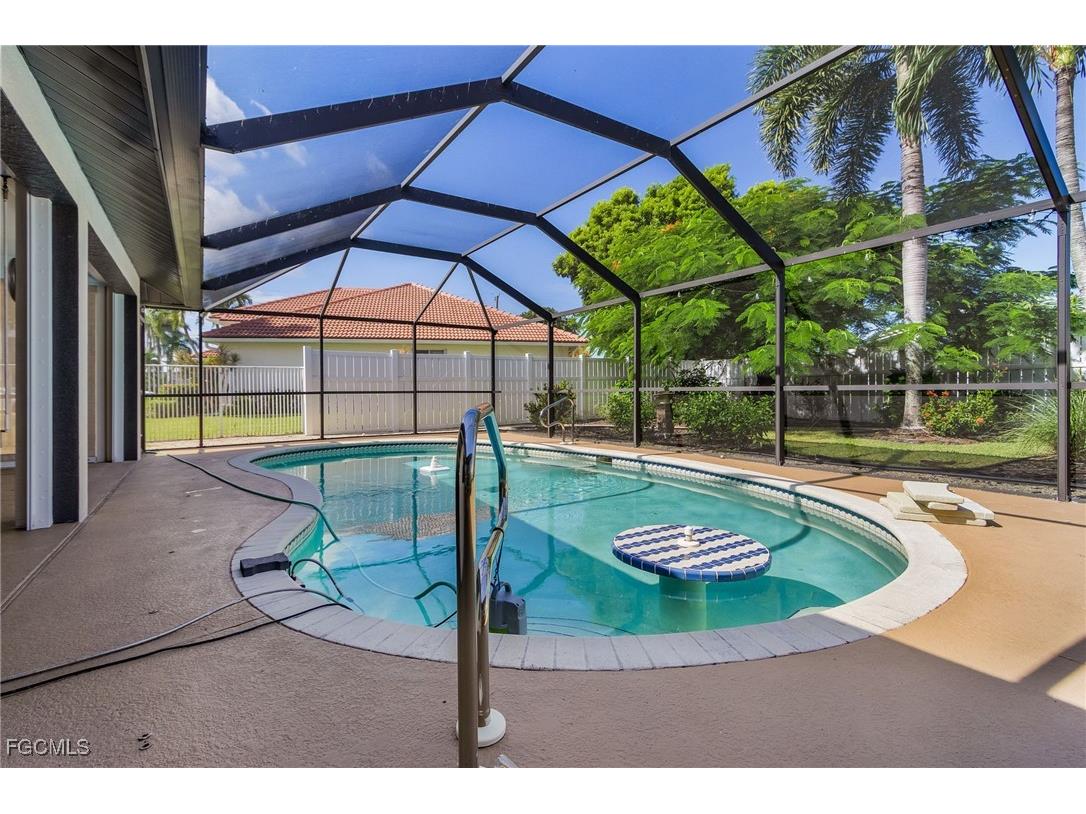 2920 SE 22nd Place Cape Coral FL 33904 2025009025 image29