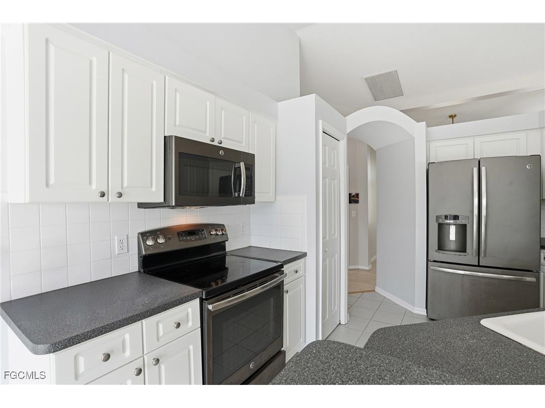 2920 SW 39th Terrace Cape Coral FL 33914 2026001136 image14