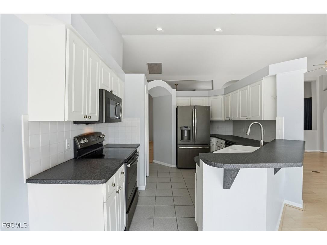 2920 SW 39th Terrace Cape Coral FL 33914 2026001136 image16
