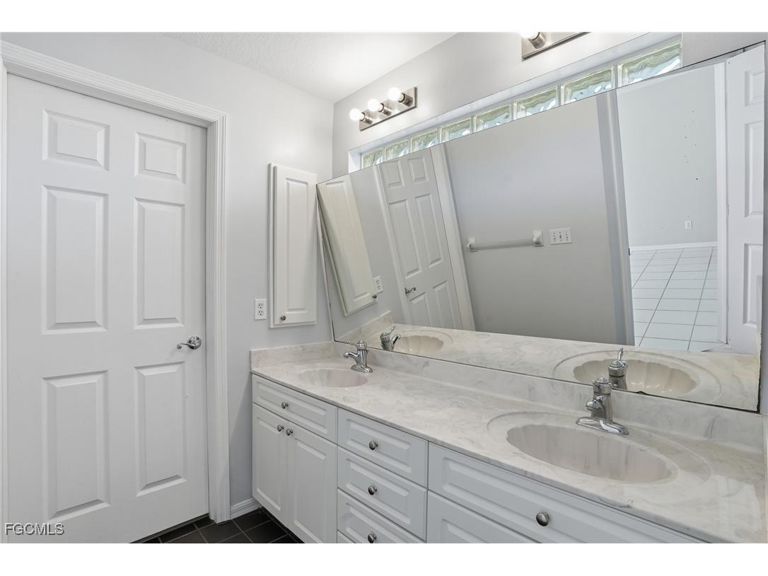 2920 SW 39th Terrace Cape Coral FL 33914 2026001136 image20