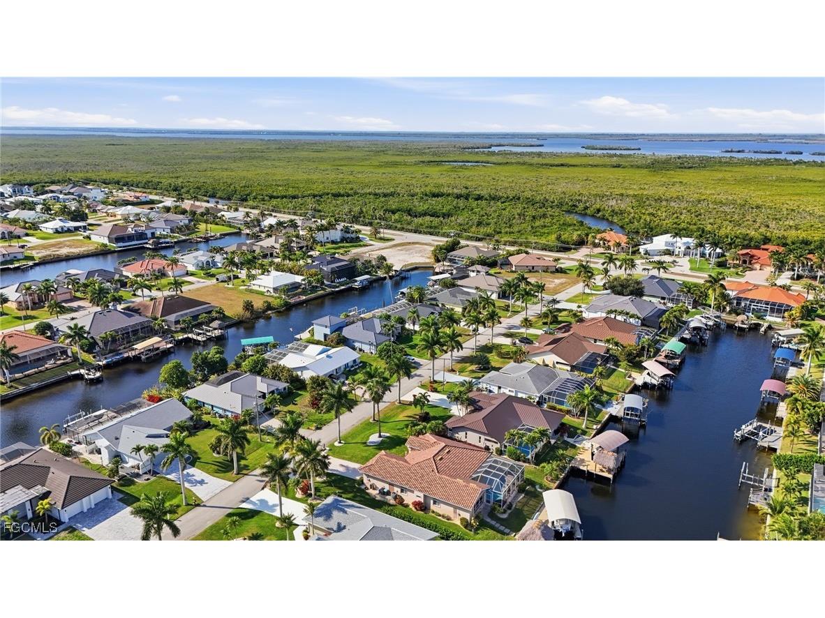 2920 SW 39th Terrace Cape Coral FL 33914 2026001136 image3