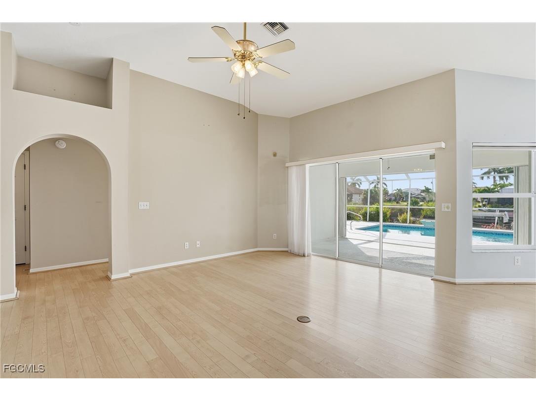 2920 SW 39th Terrace Cape Coral FL 33914 2026001136 image9