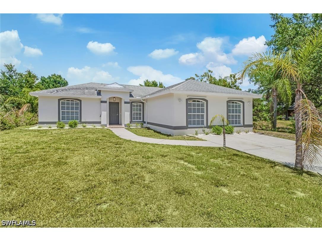 2921 2nd Avenue SE Naples FL 34117 226022169 image1