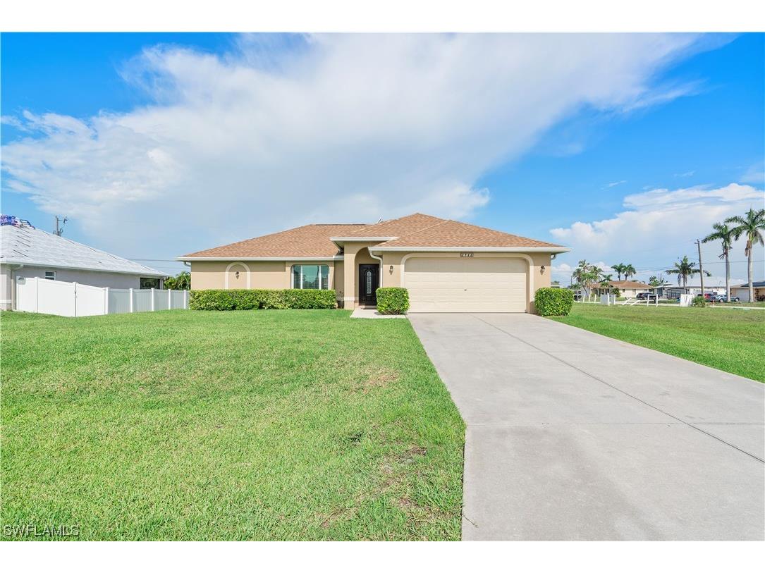 2922 SW 1st Avenue Cape Coral FL 33914 223047400 image1