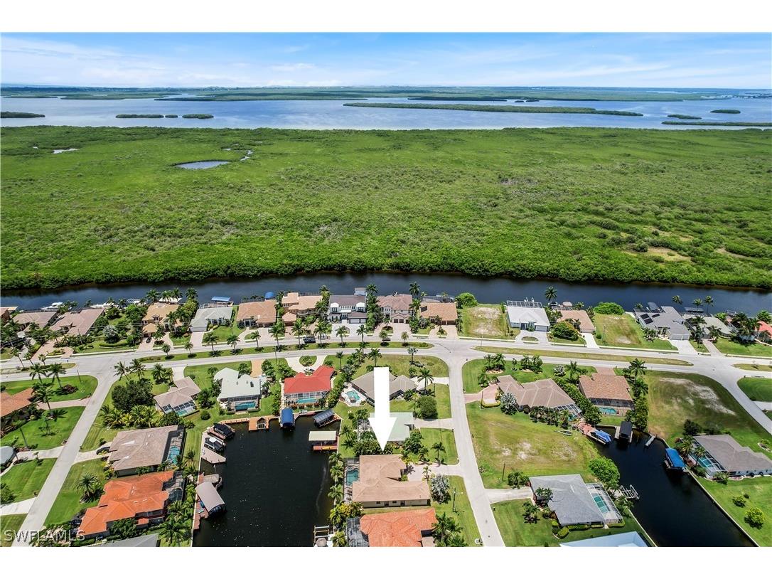 2922 SW 38th Terrace Cape Coral FL 33914 222038834 image1