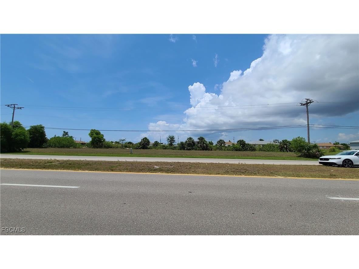 2923 Ceitus Parkway Cape Coral FL 33991 2025009329 image2