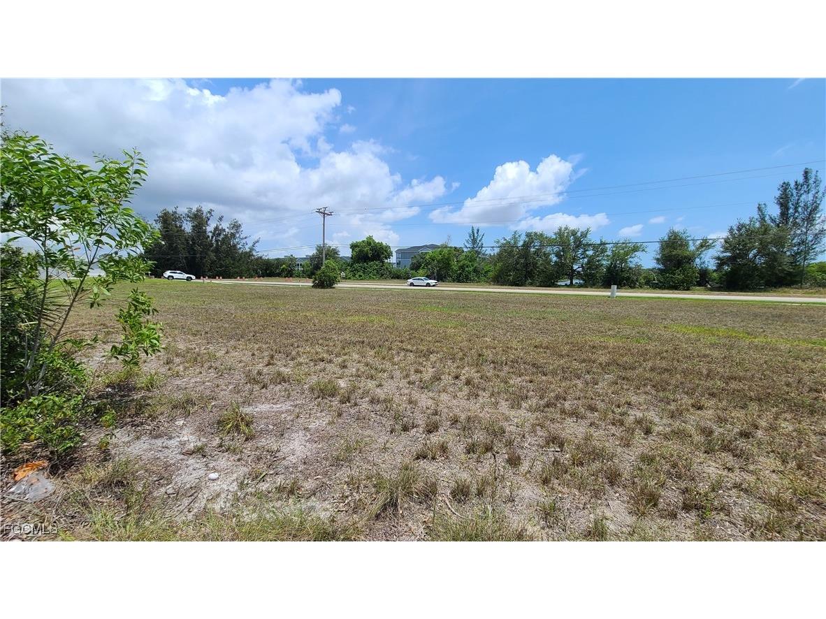 2923 Ceitus Parkway Cape Coral FL 33991 2025009329 image6