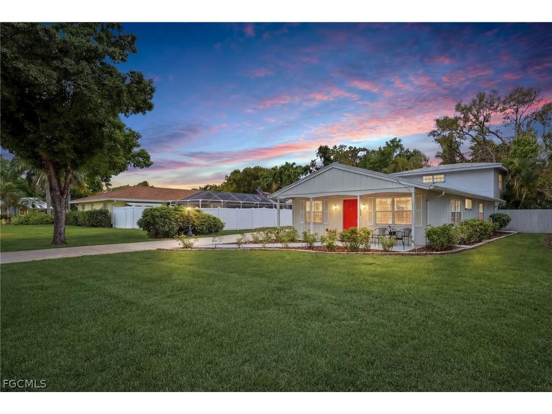 2924 Gladiola Street Fort Myers FL 33901 2026013290 image1