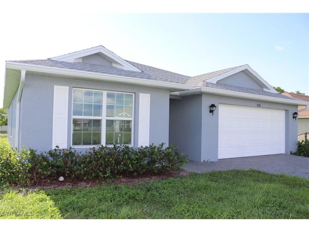 2924 NE 4th Place Cape Coral FL 33909 224073981 image1