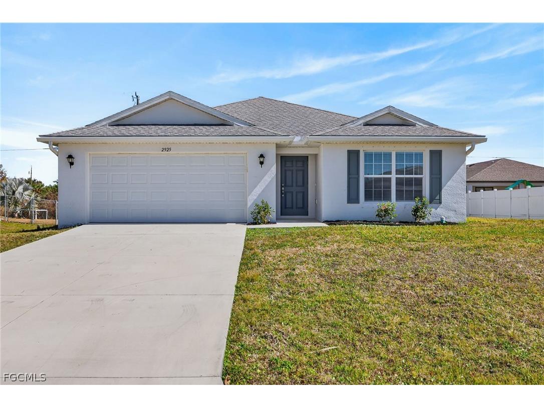 2925 NE 4th Place Cape Coral FL 33909 2026008257 image1