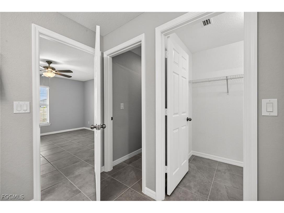 2925 NE 4th Place Cape Coral FL 33909 2026008257 image18