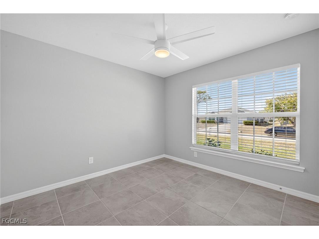 2925 NE 4th Place Cape Coral FL 33909 2026008257 image19