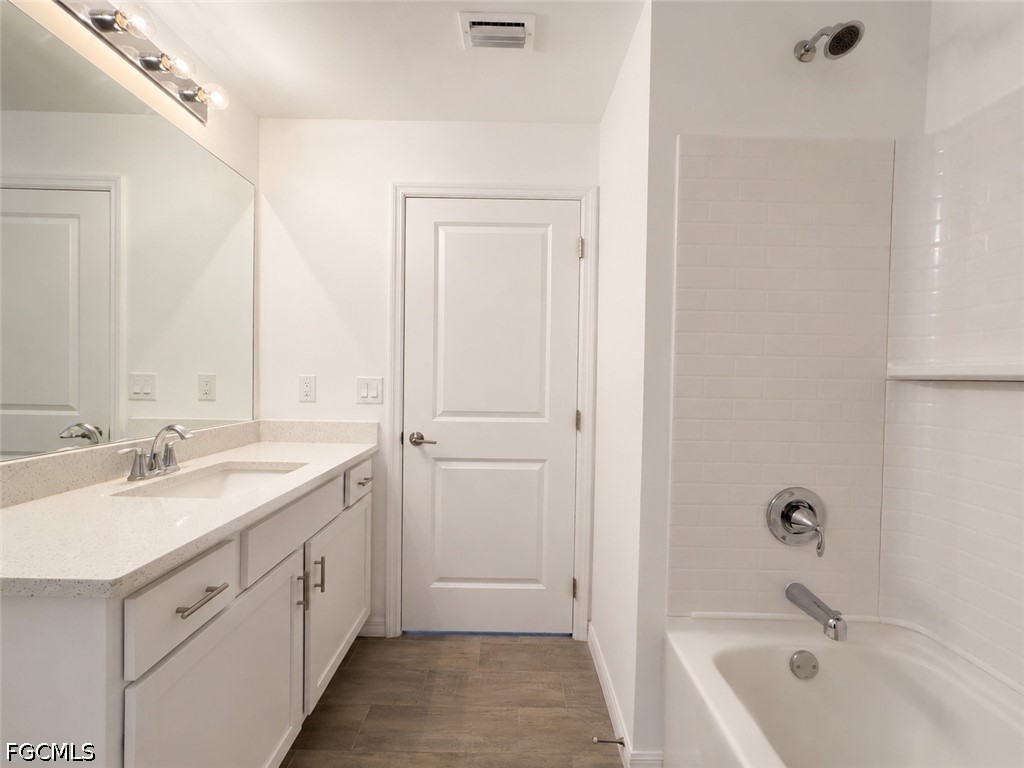 2925 NE 6th Avenue Cape Coral FL 33909 2026023209 image25